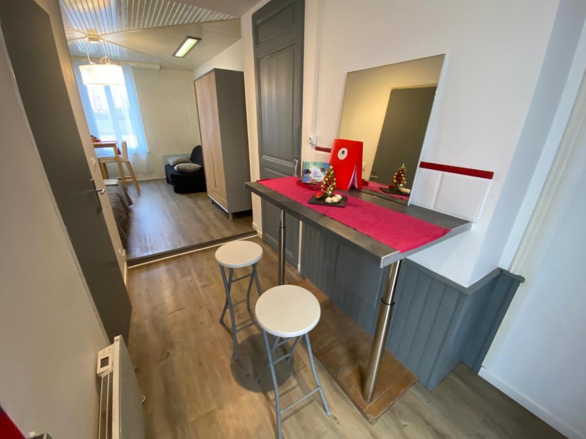 Au Bouquet Troyen - Wifi - Calme Et Tranquillite Apartment Troyes Exterior photo