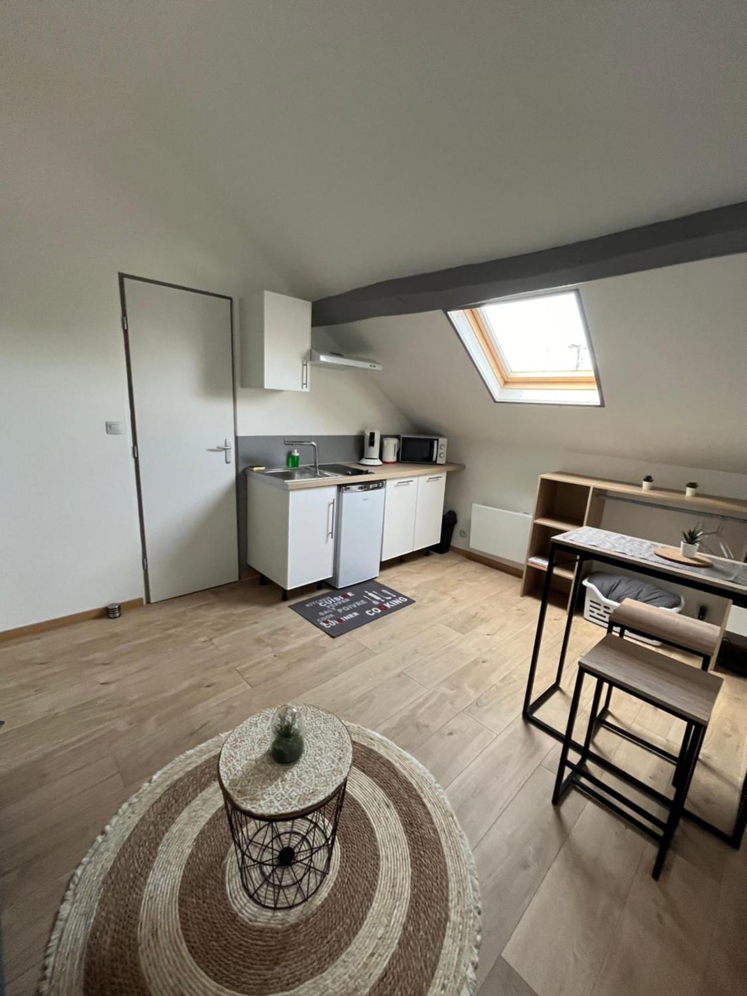 Au Bouquet Troyen - Wifi - Calme Et Tranquillite Apartment Troyes Exterior photo