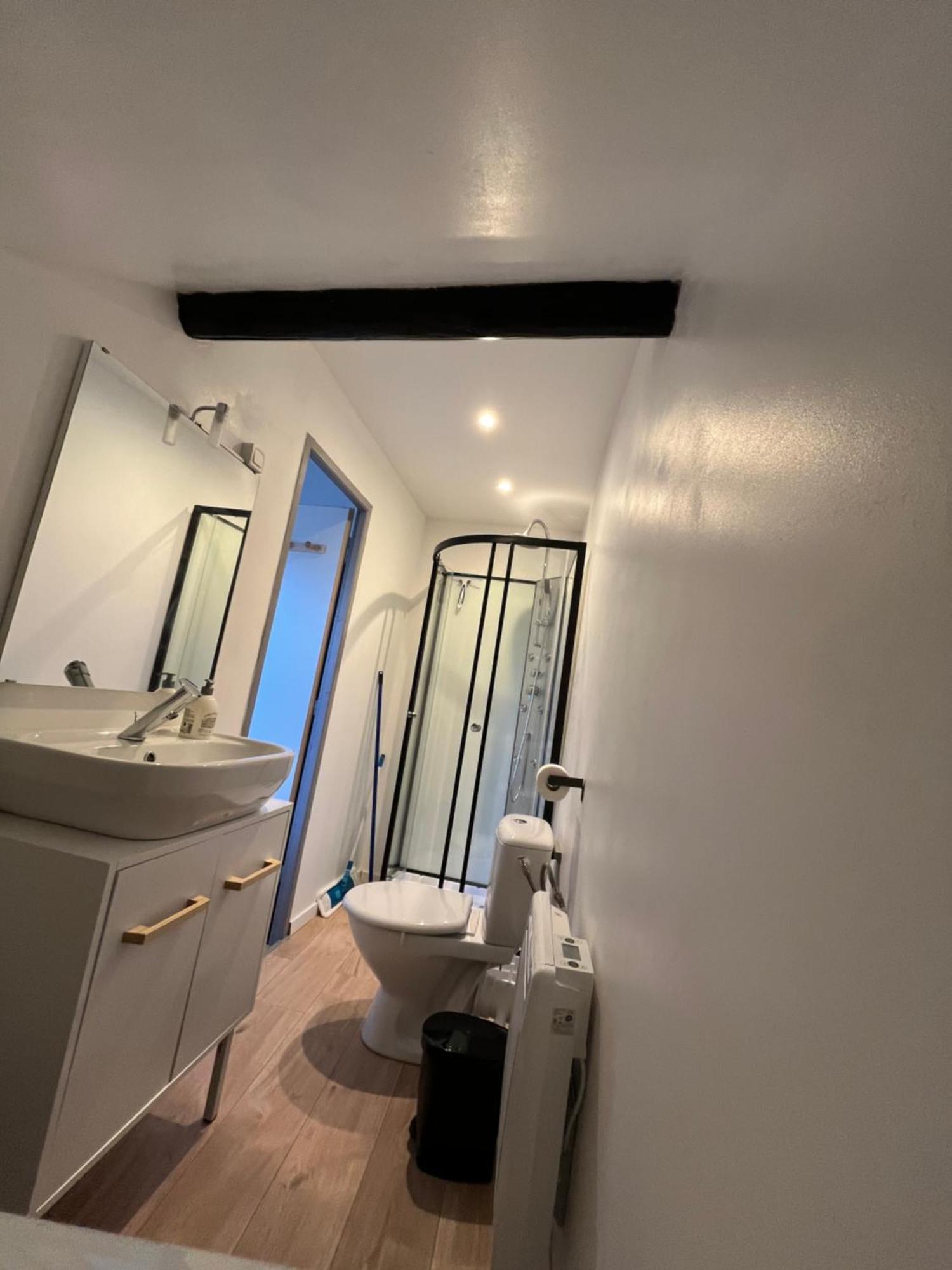 Au Bouquet Troyen - Wifi - Calme Et Tranquillite Apartment Troyes Exterior photo