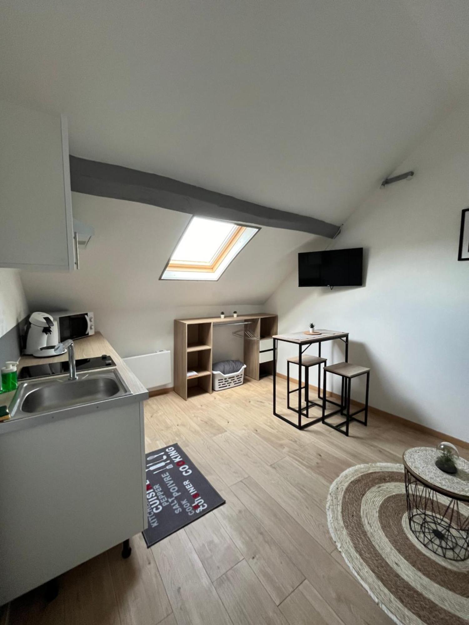 Au Bouquet Troyen - Wifi - Calme Et Tranquillite Apartment Troyes Exterior photo